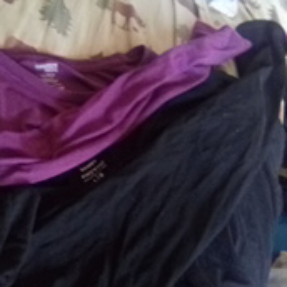 2 long sleeves